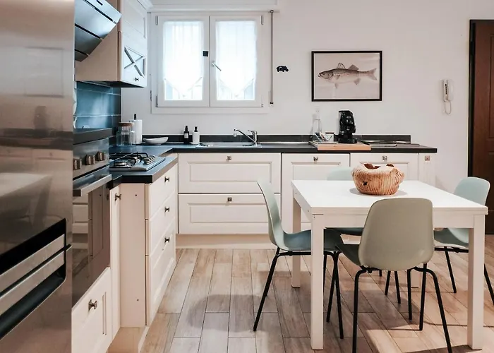 Tra Le Di Reggio - Passo Buole アパート *